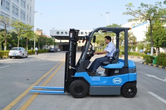 快看！原來這么多“企業(yè)”都選擇比亞迪叉車！